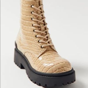 Urban outfitters croc boot